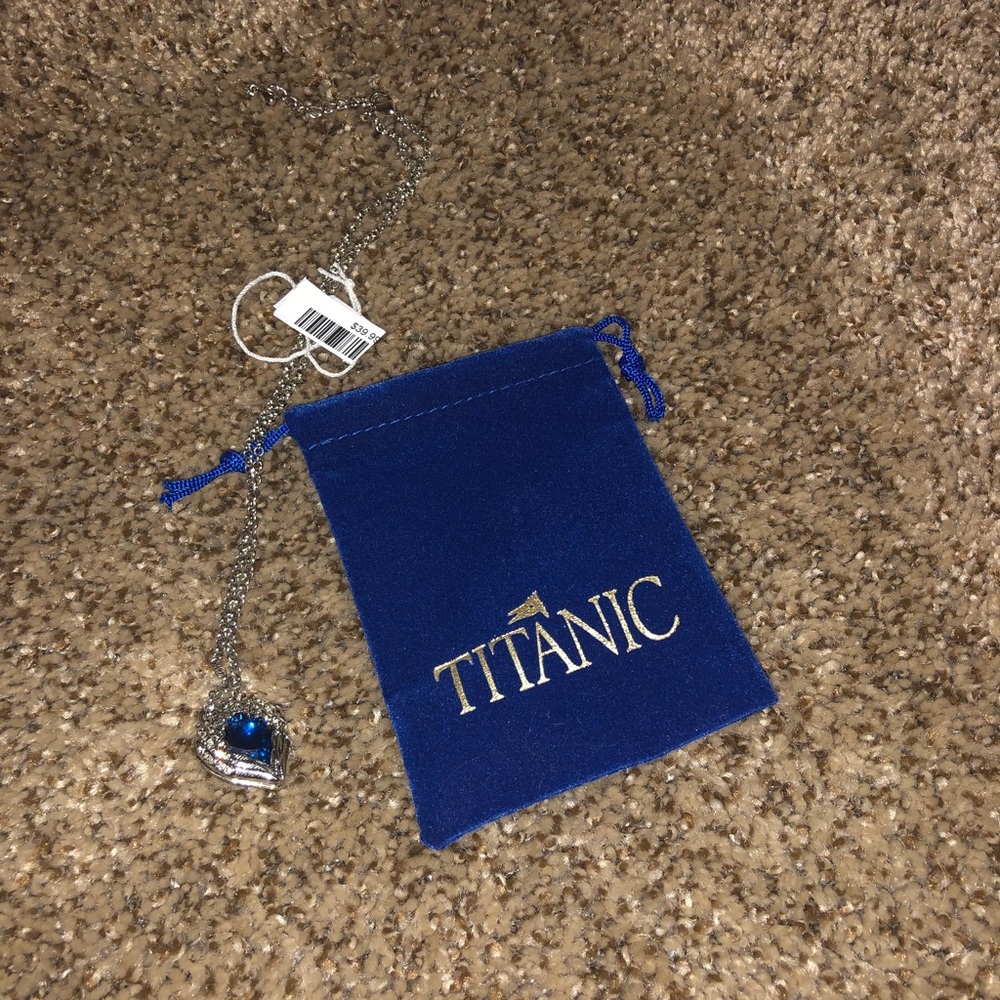 titanic necklace